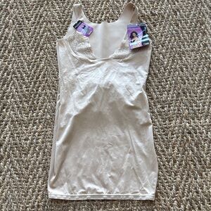 Flexees by Maidenform WYOB Slip NEW